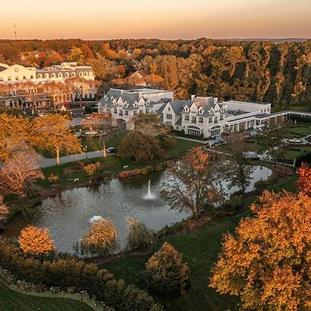 The Chateau Grande Hotel East Brunswick Exterior foto